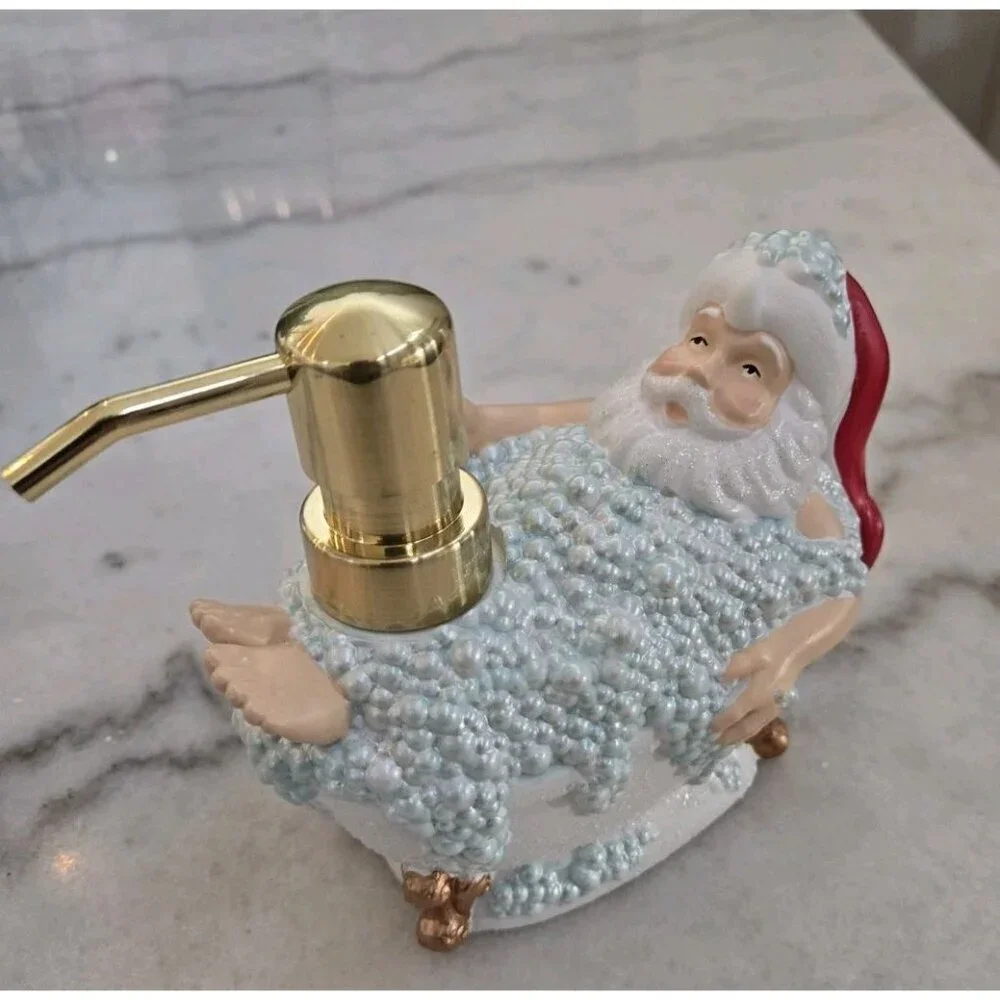 New Christmas Santa Claus Taking A bubble Bath In Tub Funny Gag Soap Dispenser